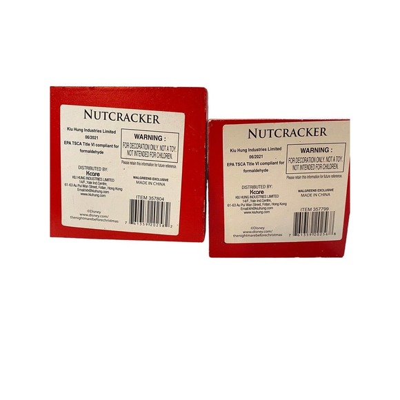 Nightmare Before Christmas Sally Santa And Mayor Nutcracker Walgreens 2021 Decor - Picture 11 of 14